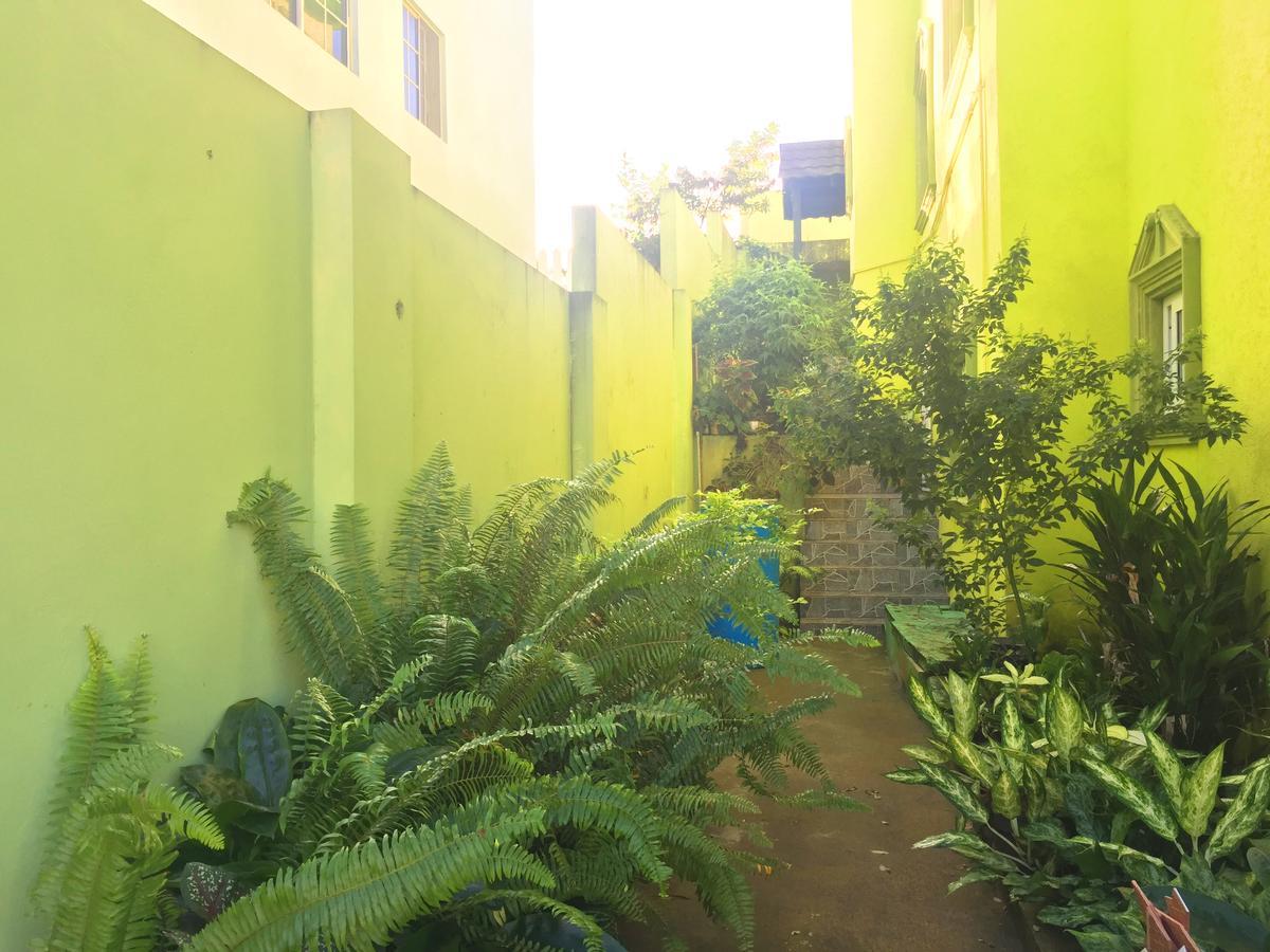 Yaad Hostel มอนเทโกเบย์ ภายนอก รูปภาพ