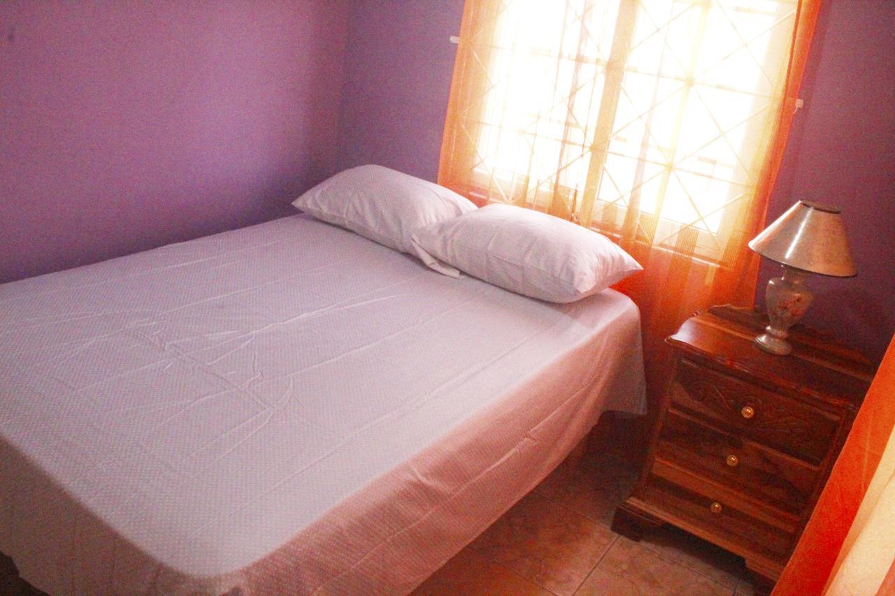 Yaad Hostel มอนเทโกเบย์ ภายนอก รูปภาพ