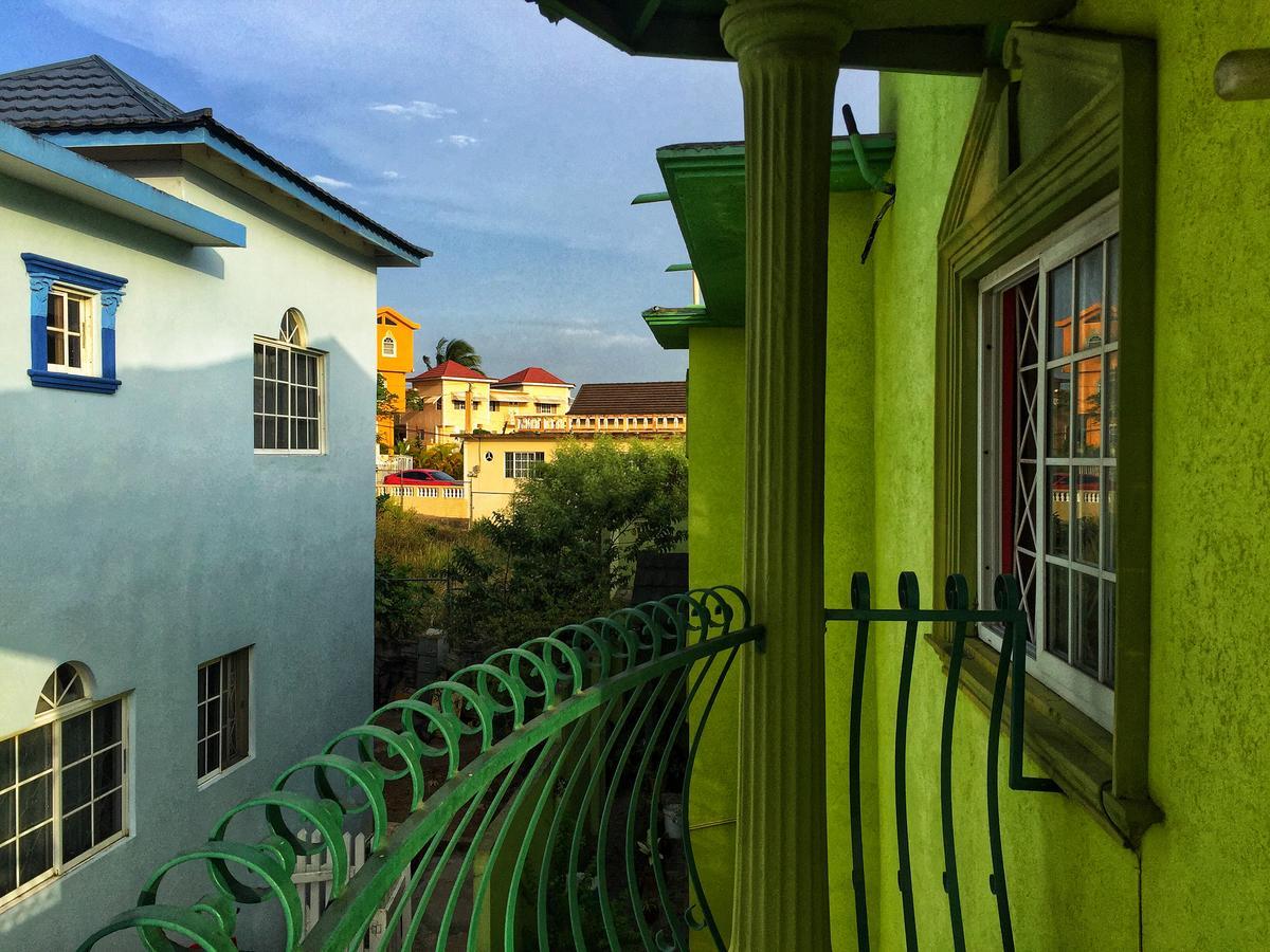 Yaad Hostel มอนเทโกเบย์ ภายนอก รูปภาพ